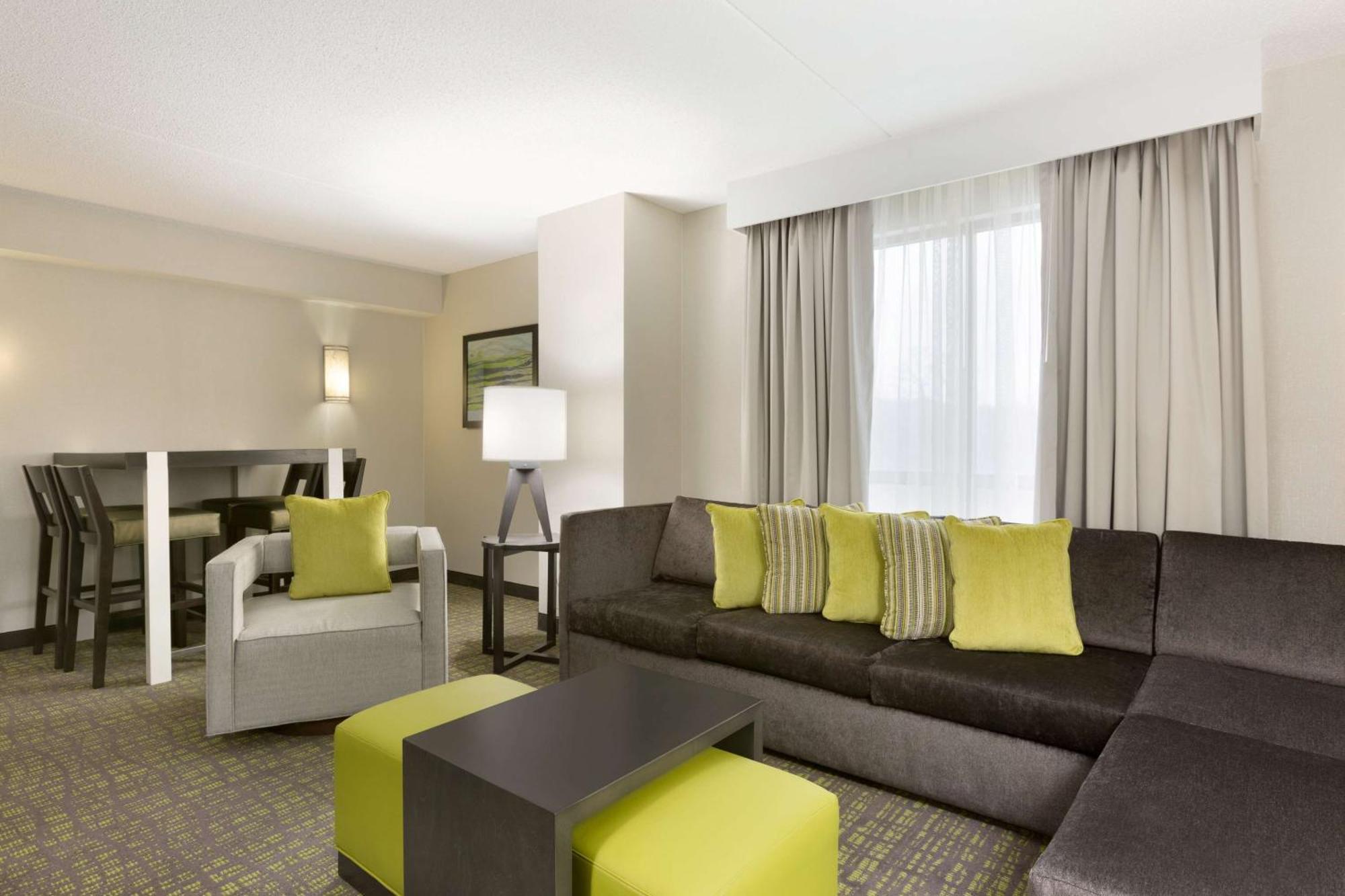 Embassy Suites Newark - Wilmington/South Buitenkant foto