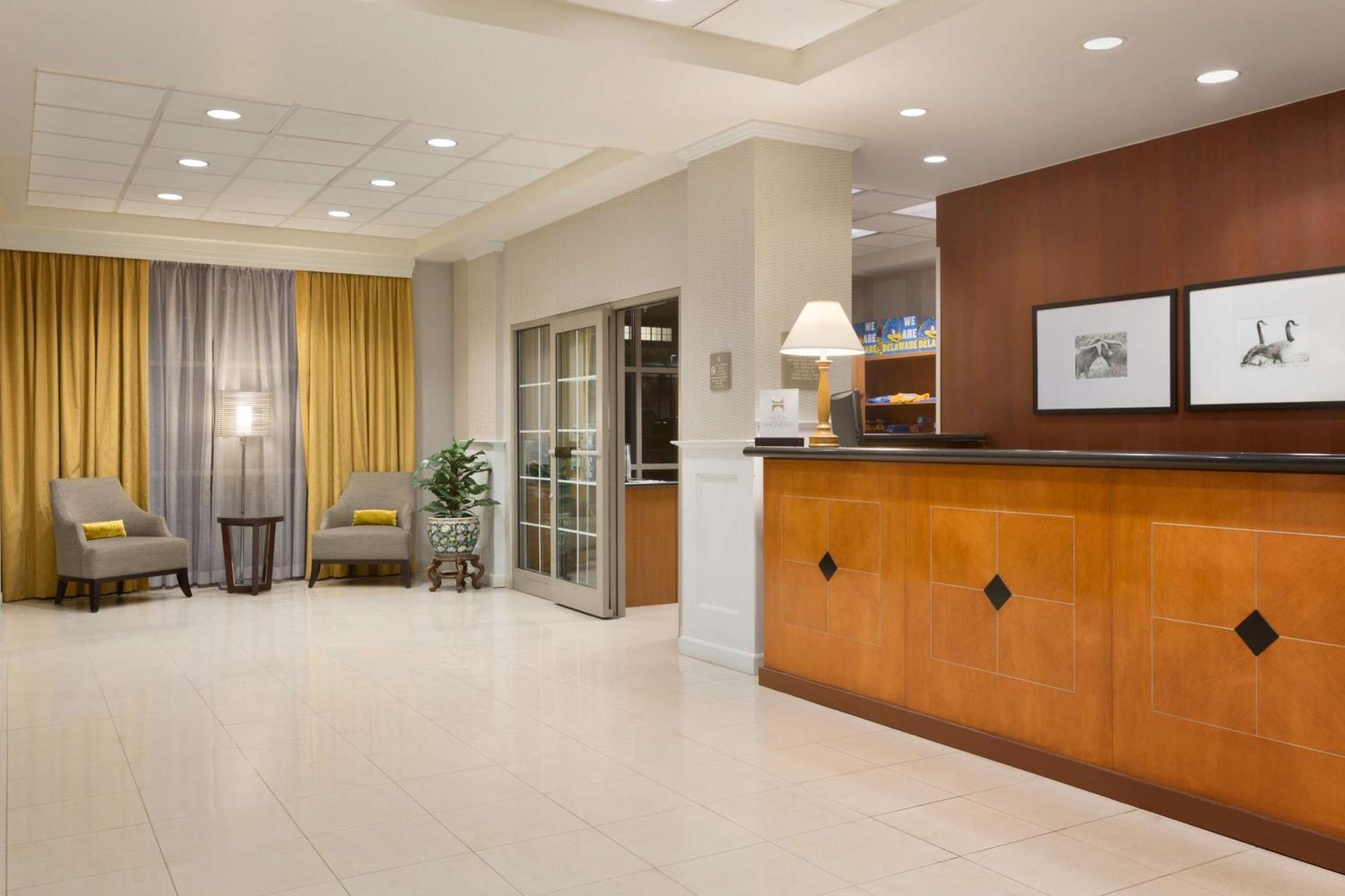 Embassy Suites Newark - Wilmington/South Buitenkant foto